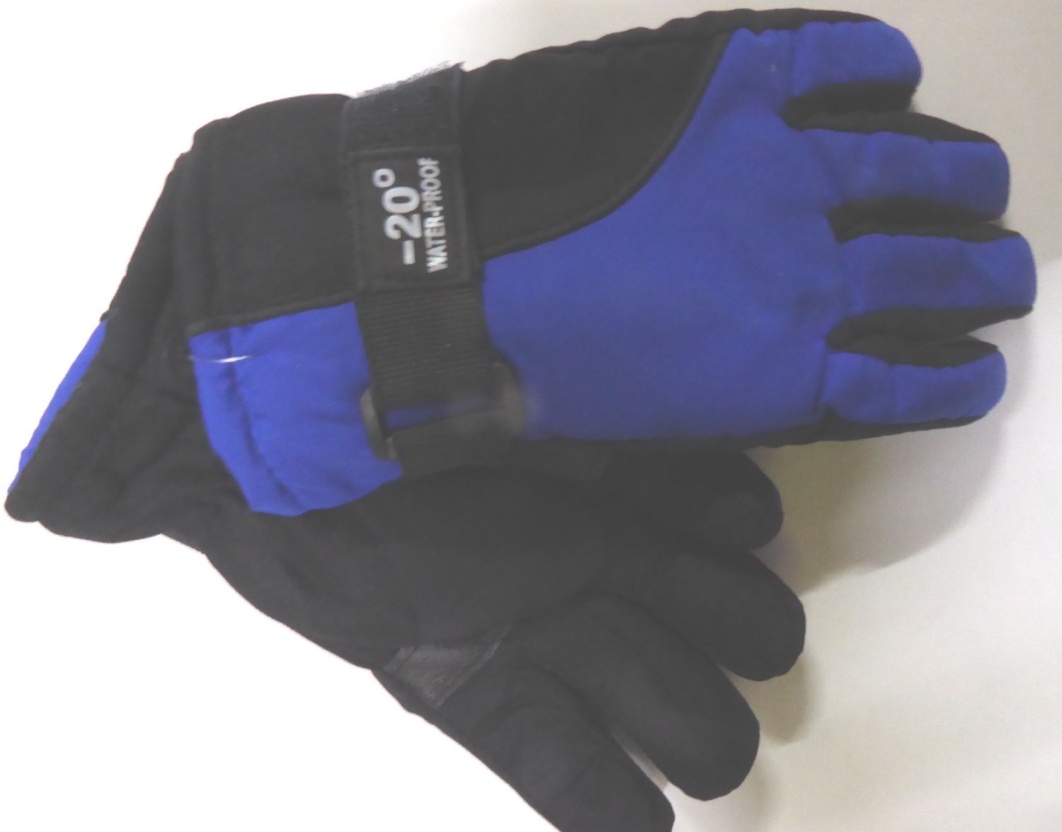 Marku Gloves AG249X Blue/Black Age 8-9